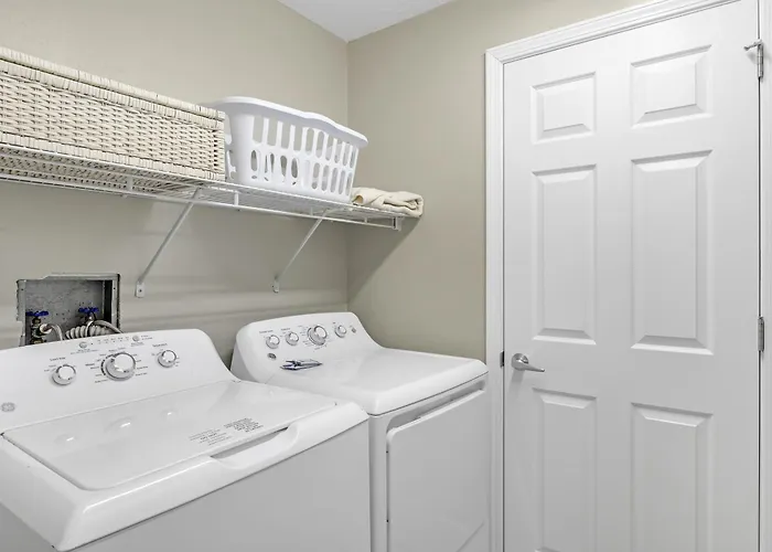 Holiday home Crystal Shores Unit 901 *