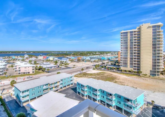 Crystal Shores Unit 901 *