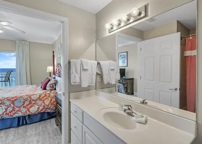Crystal Shores Unit 901 Holiday home *